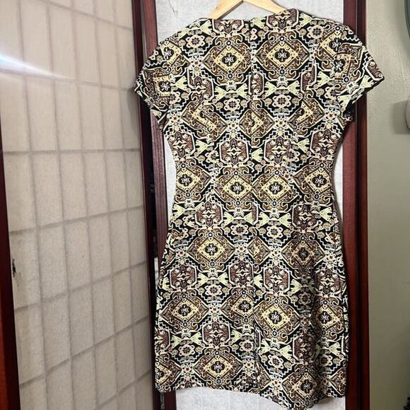 ZARA TRAFALUC TAPESTRY GEOMETRIC PATTERN MINI DRESS SIZE S - Picture 4 of 8